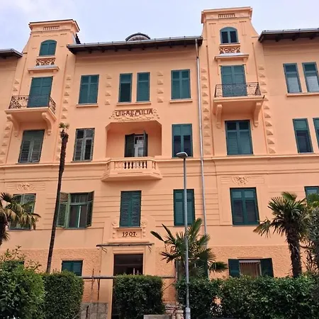 Runko In Emilia أوباتيا